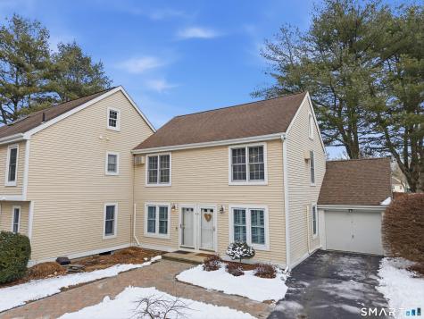 54 Rope Ferry Road Waterford CT 06385