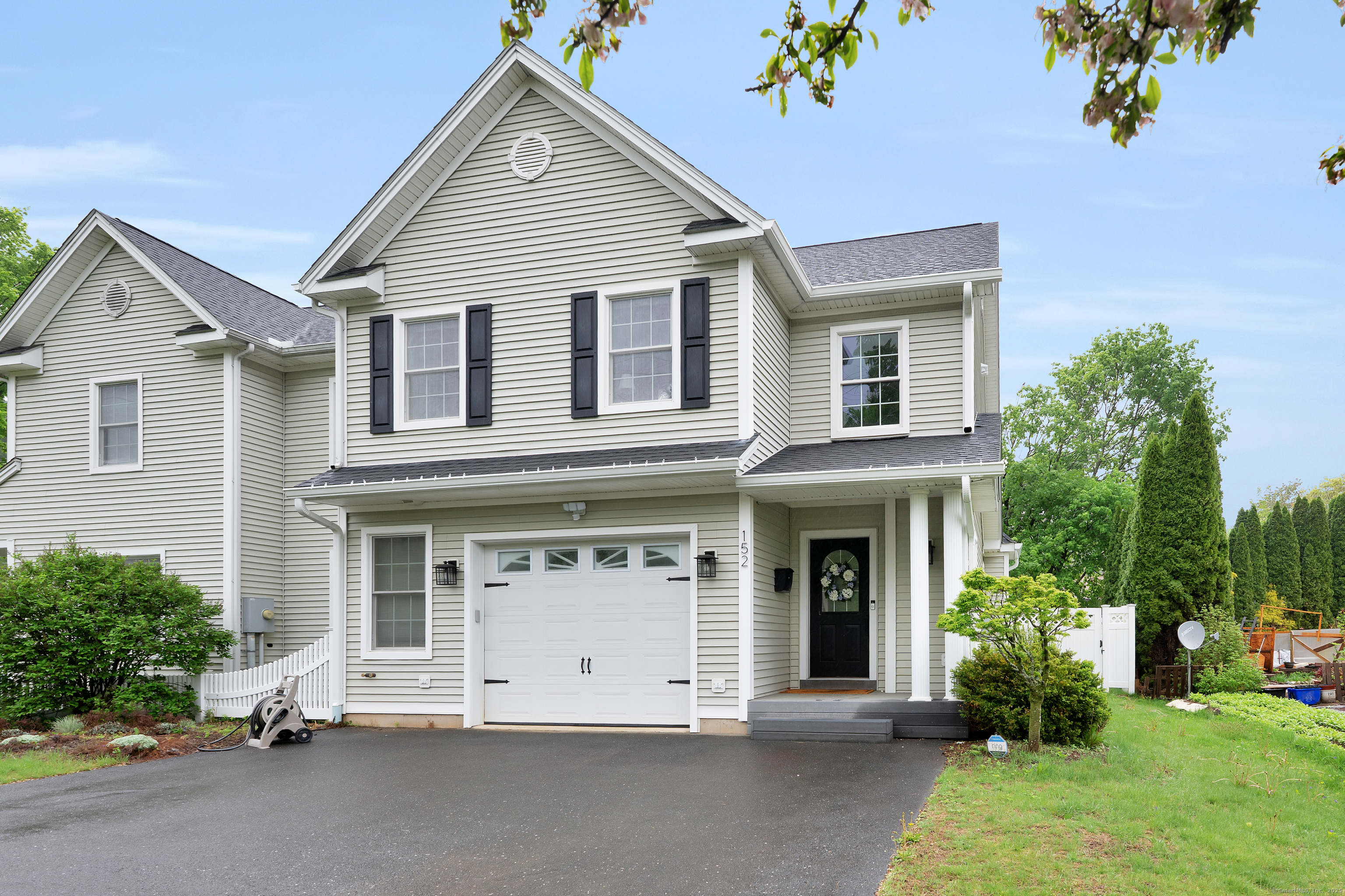 152 Perry Street Farmington CT 06085