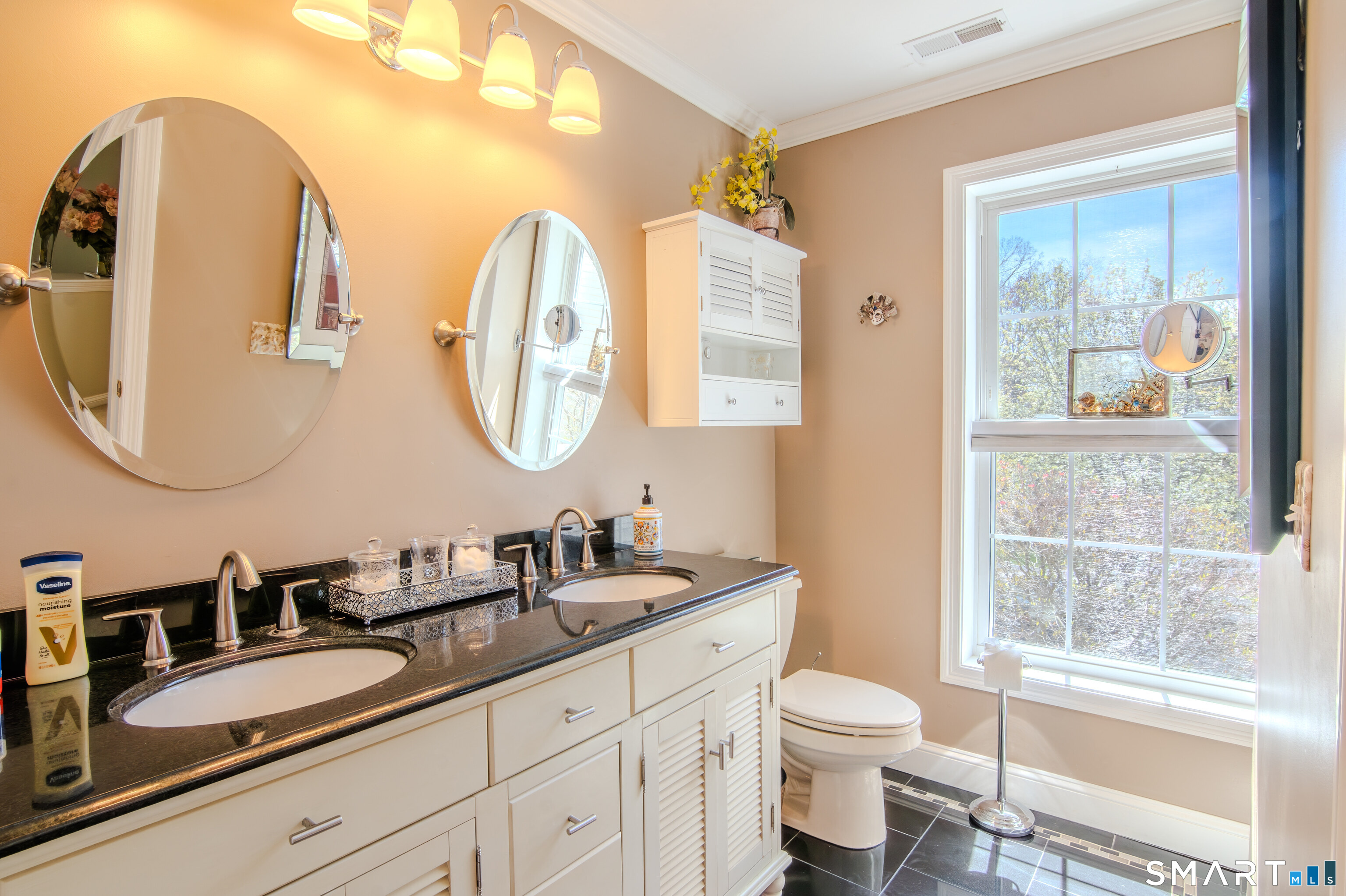 80 Perry Street Putnam CT 06260