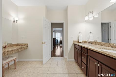 203 Sugar Maple Way Middlebury CT 06762