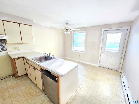 109 Brentwood Drive Wallingford CT 06492
