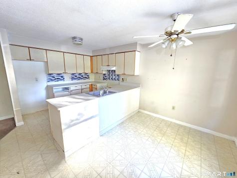 109 Brentwood Drive Wallingford CT 06492