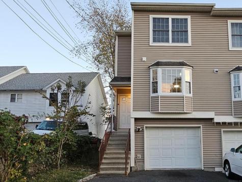 78 Lee Avenue Danbury CT 06810