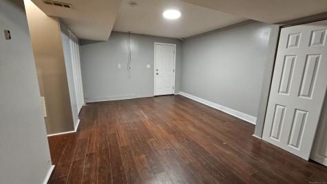 78 Lee Avenue Danbury CT 06810