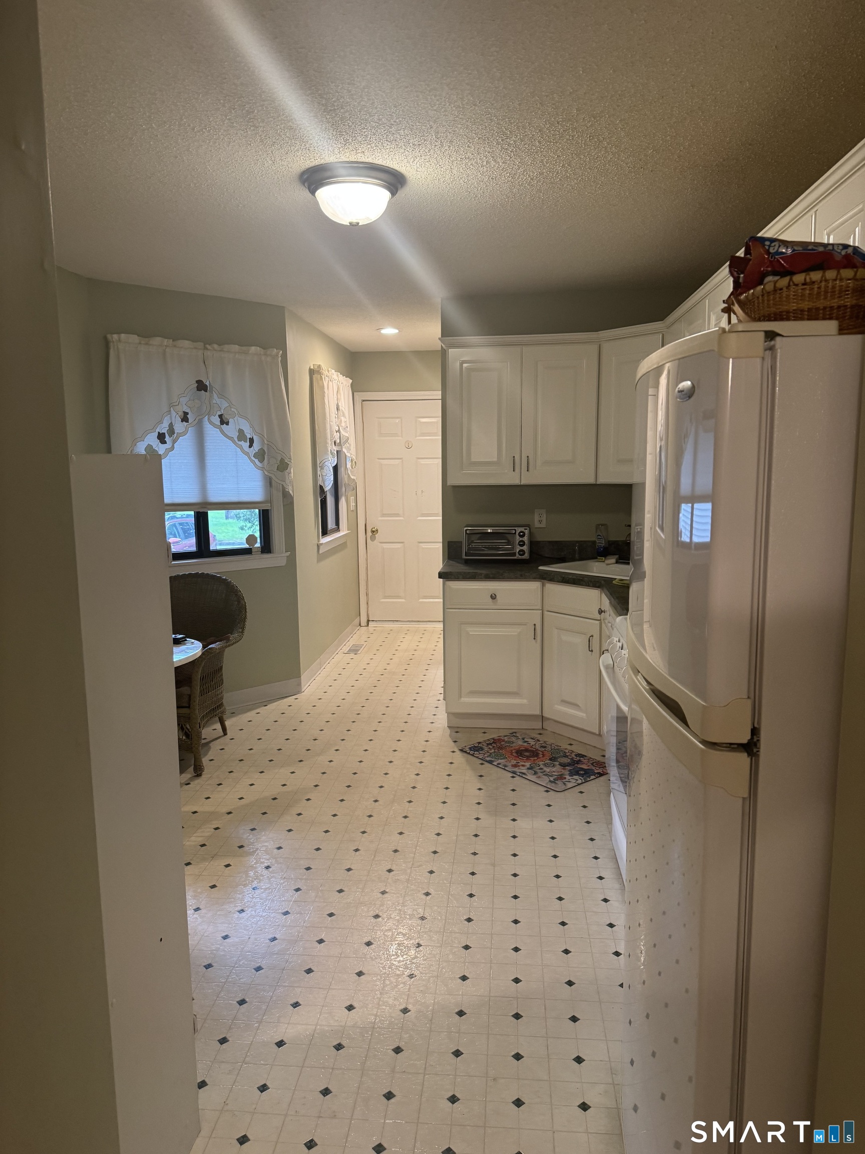 2206 Mill Pond Drive South Windsor CT 06074