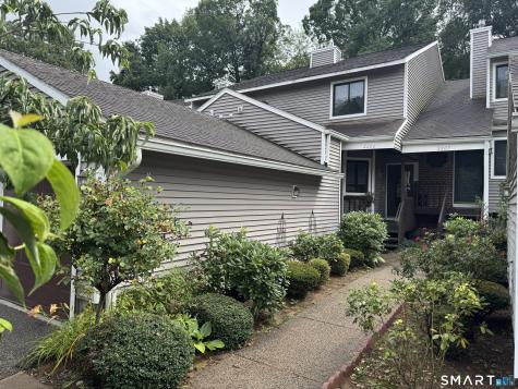 2206 Mill Pond Drive South Windsor CT 06074