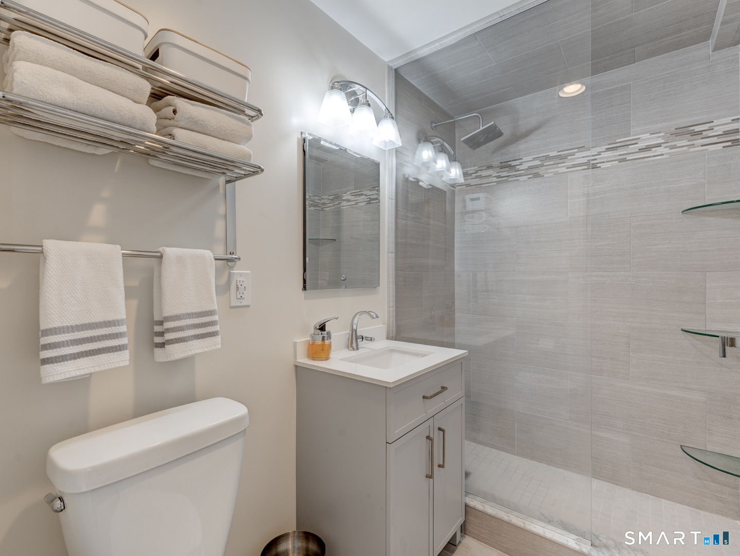 891 Farmington Avenue West Hartford CT 06119