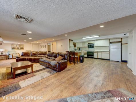 891 Farmington Avenue West Hartford CT 06119