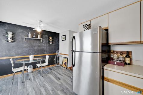 6 White Tail Lane Wallingford CT 06492