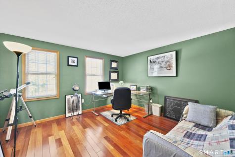 6 White Tail Lane Wallingford CT 06492