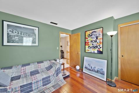 6 White Tail Lane Wallingford CT 06492
