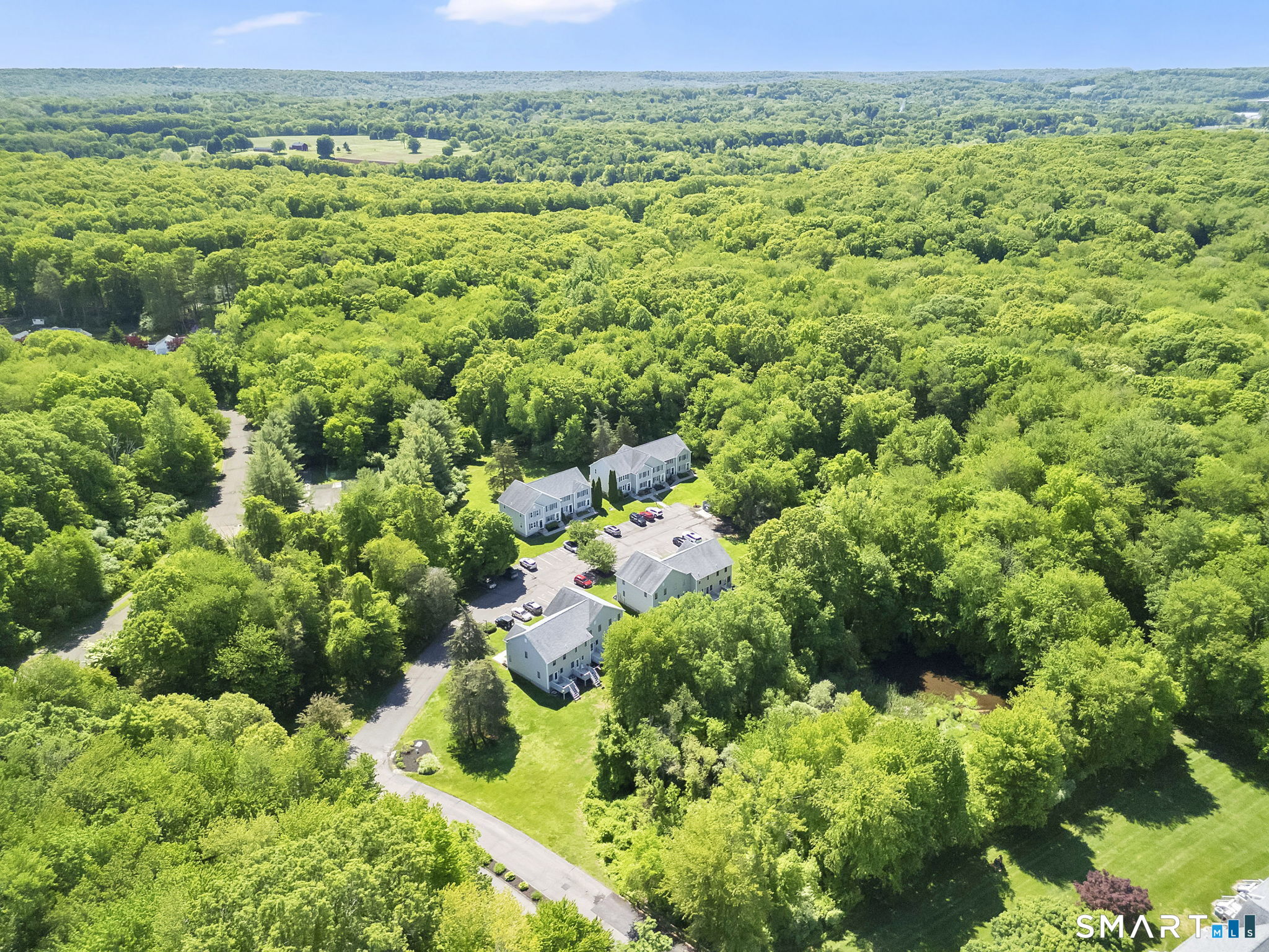 6 White Tail Lane Wallingford CT 06492