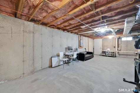 6 White Tail Lane Wallingford CT 06492