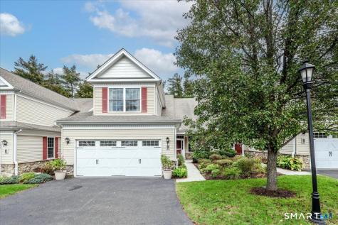 28 Watkins Drive Newtown CT 06482