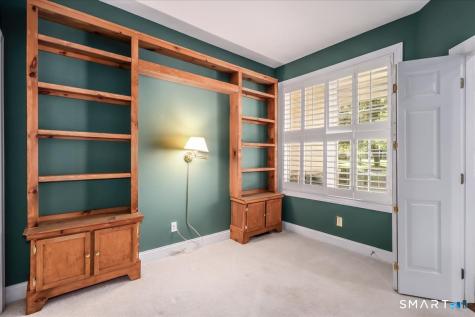 28 Watkins Drive Newtown CT 06482