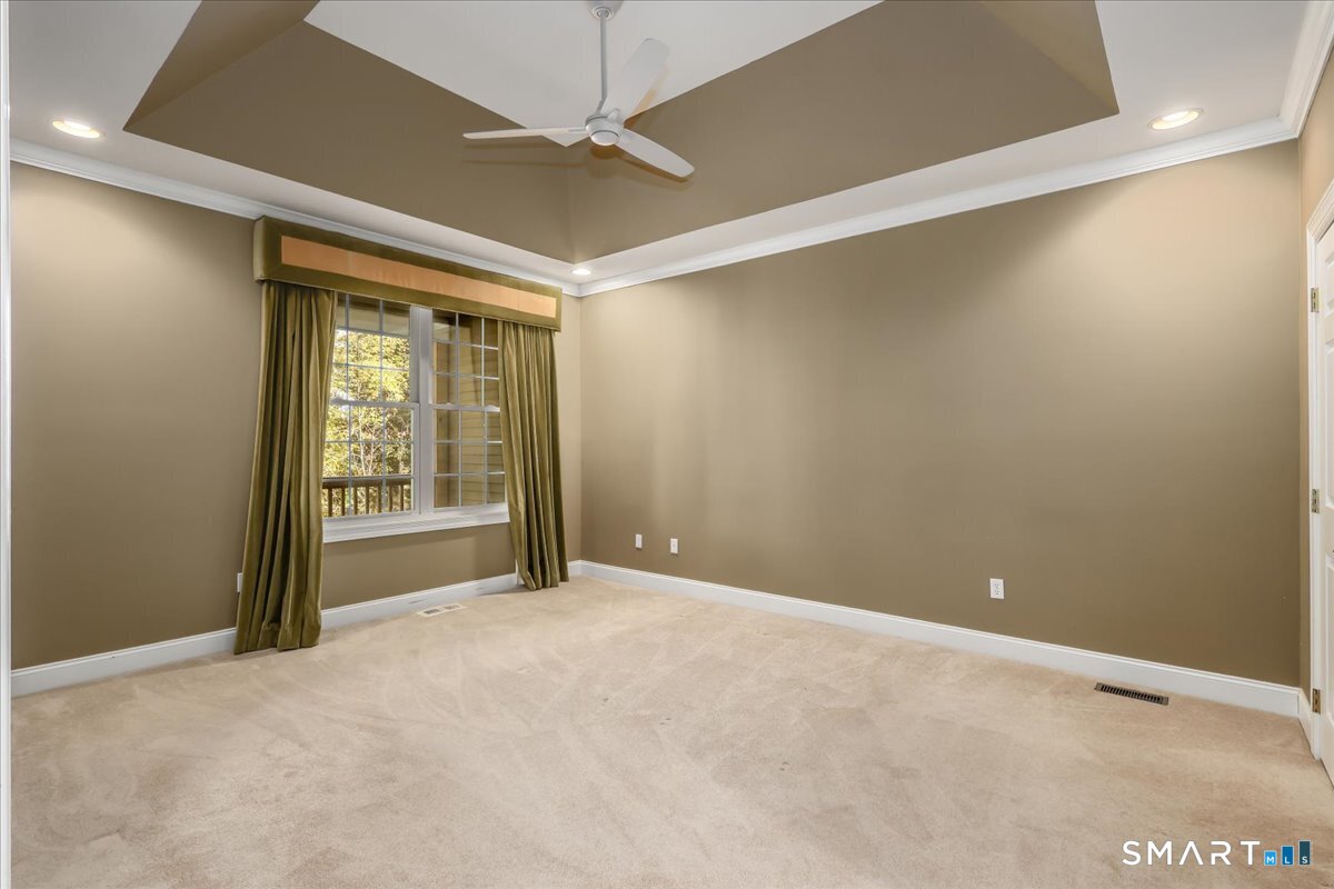 28 Watkins Drive Newtown CT 06482