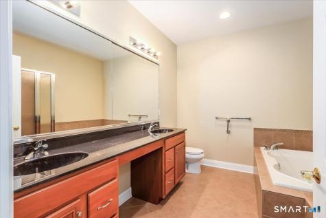 28 Watkins Drive Newtown CT 06482