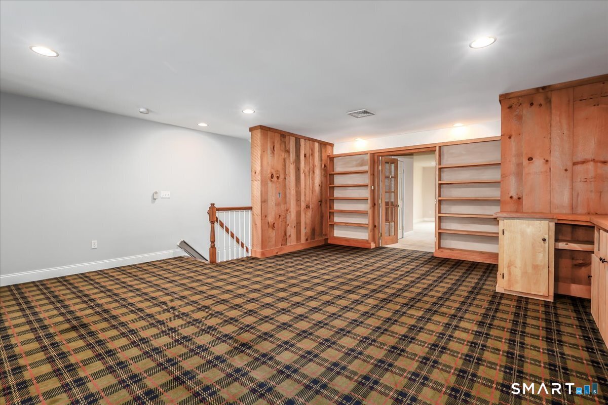 28 Watkins Drive Newtown CT 06482
