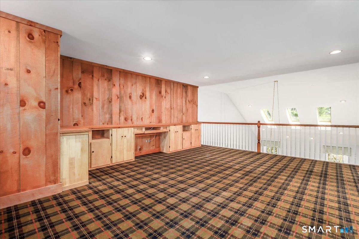 28 Watkins Drive Newtown CT 06482