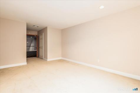 28 Watkins Drive Newtown CT 06482
