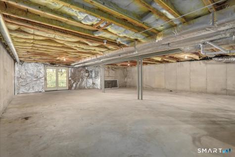 28 Watkins Drive Newtown CT 06482