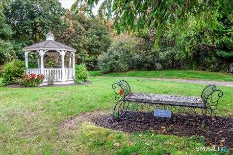 28 Watkins Drive Newtown CT 06482