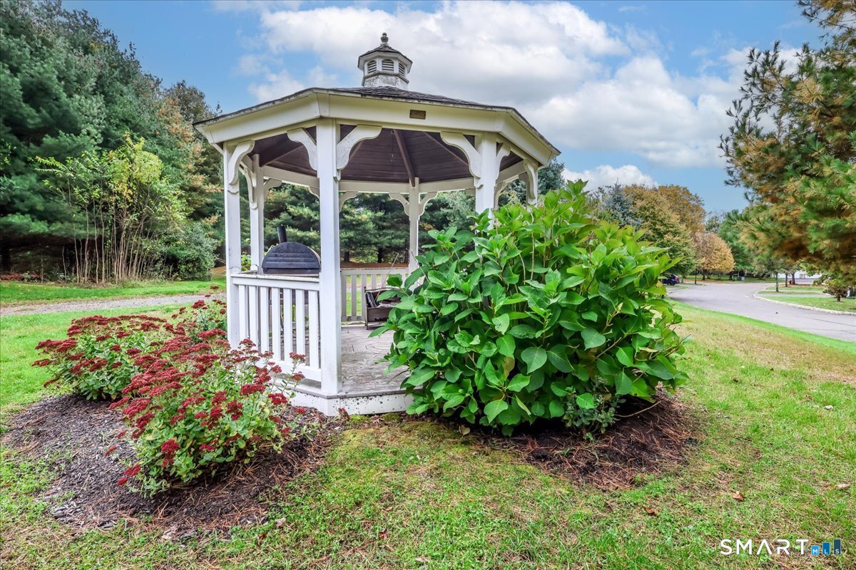 28 Watkins Drive Newtown CT 06482