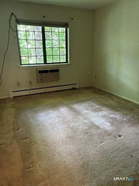 562 Swanson Crescent Milford CT 06461