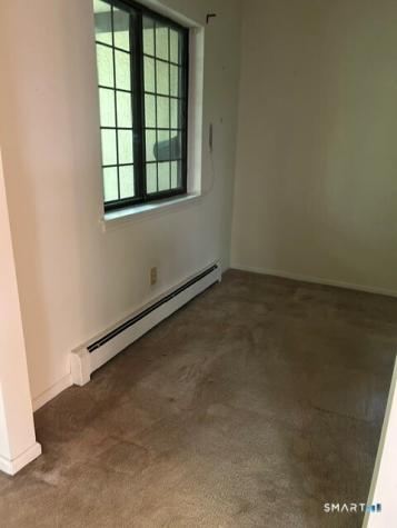 562 Swanson Crescent Milford CT 06461