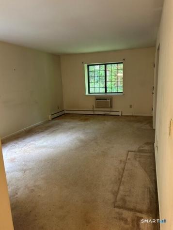 562 Swanson Crescent Milford CT 06461