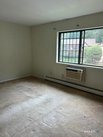 562 Swanson Crescent Milford CT 06461