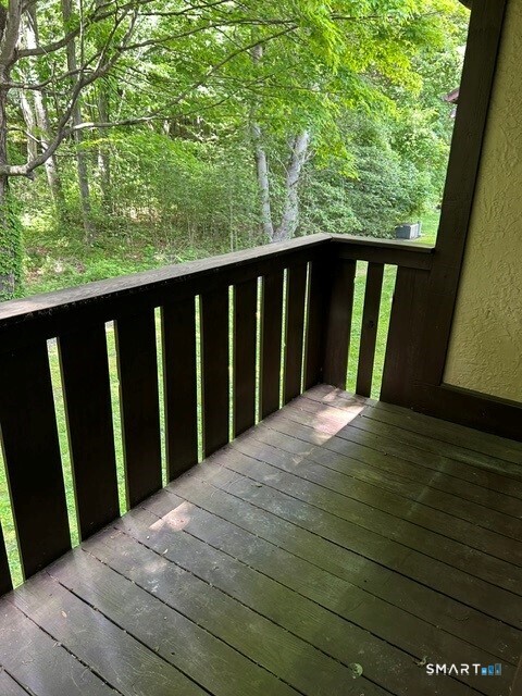 562 Swanson Crescent Milford CT 06461