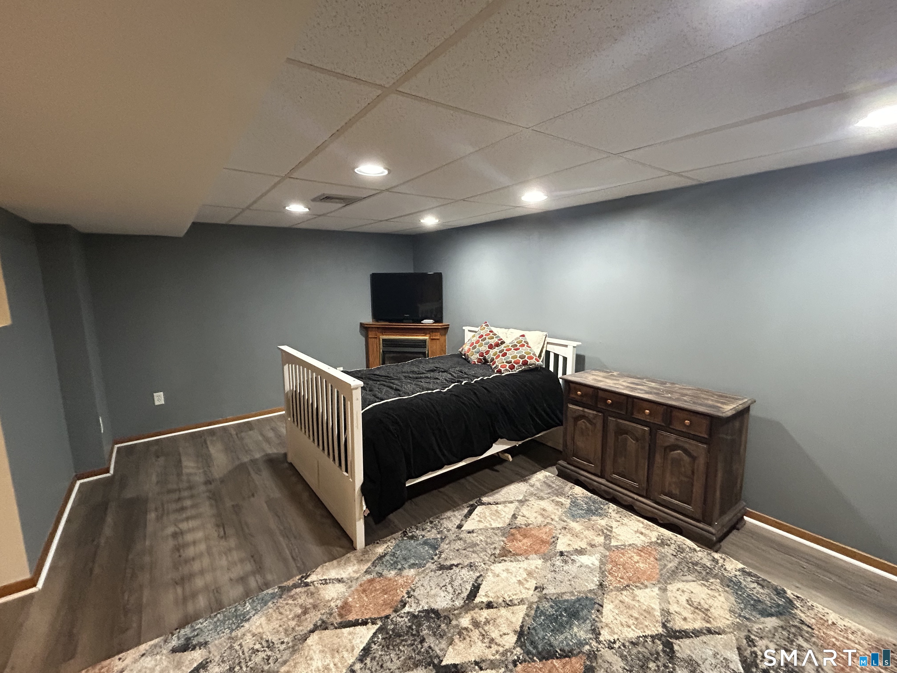 219 Twin Lakes Road North Branford CT 06471