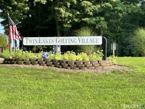 219 Twin Lakes Road North Branford CT 06471