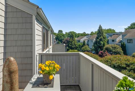 60 Rowayton Woods Drive Norwalk CT 06854