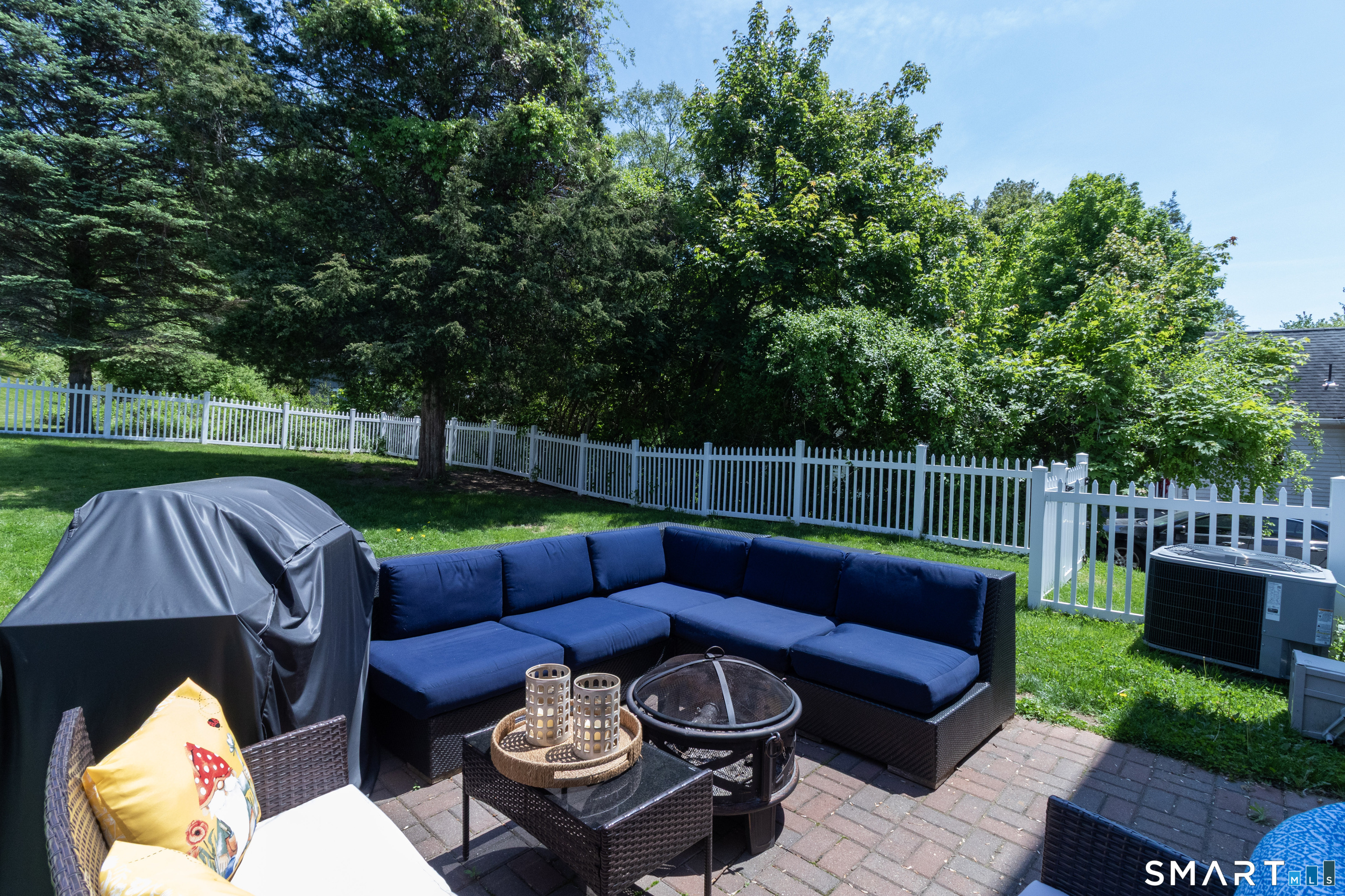 656 Bartholomew Road Middletown CT 06457