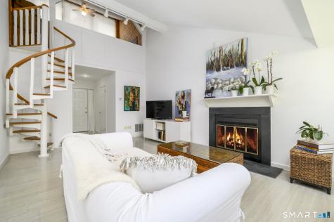 32 Whitney Glen Westport CT 06880