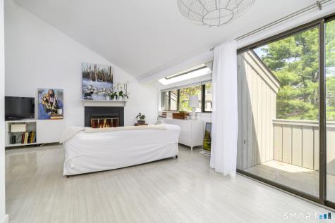 32 Whitney Glen Westport CT 06880