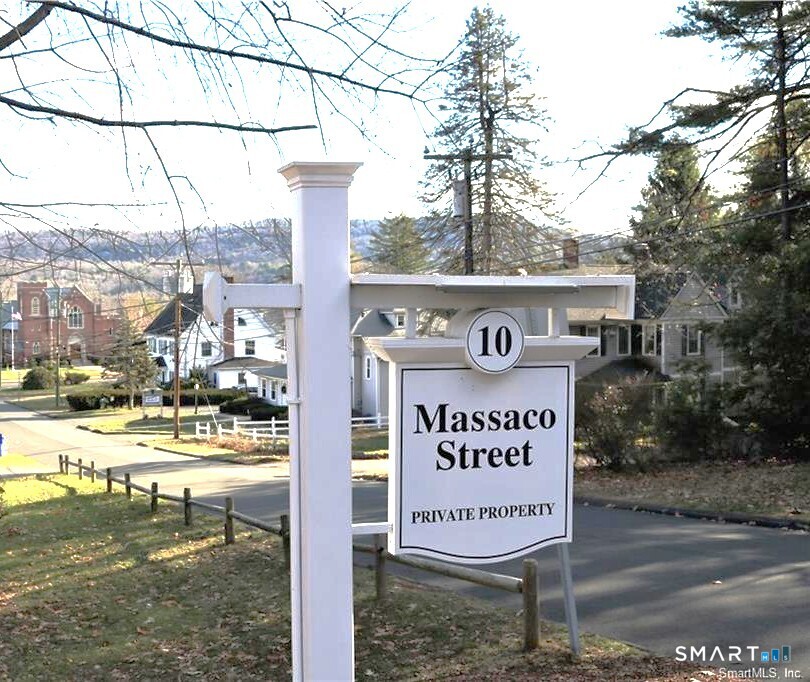 10 Massaco Street Simsbury CT 06070