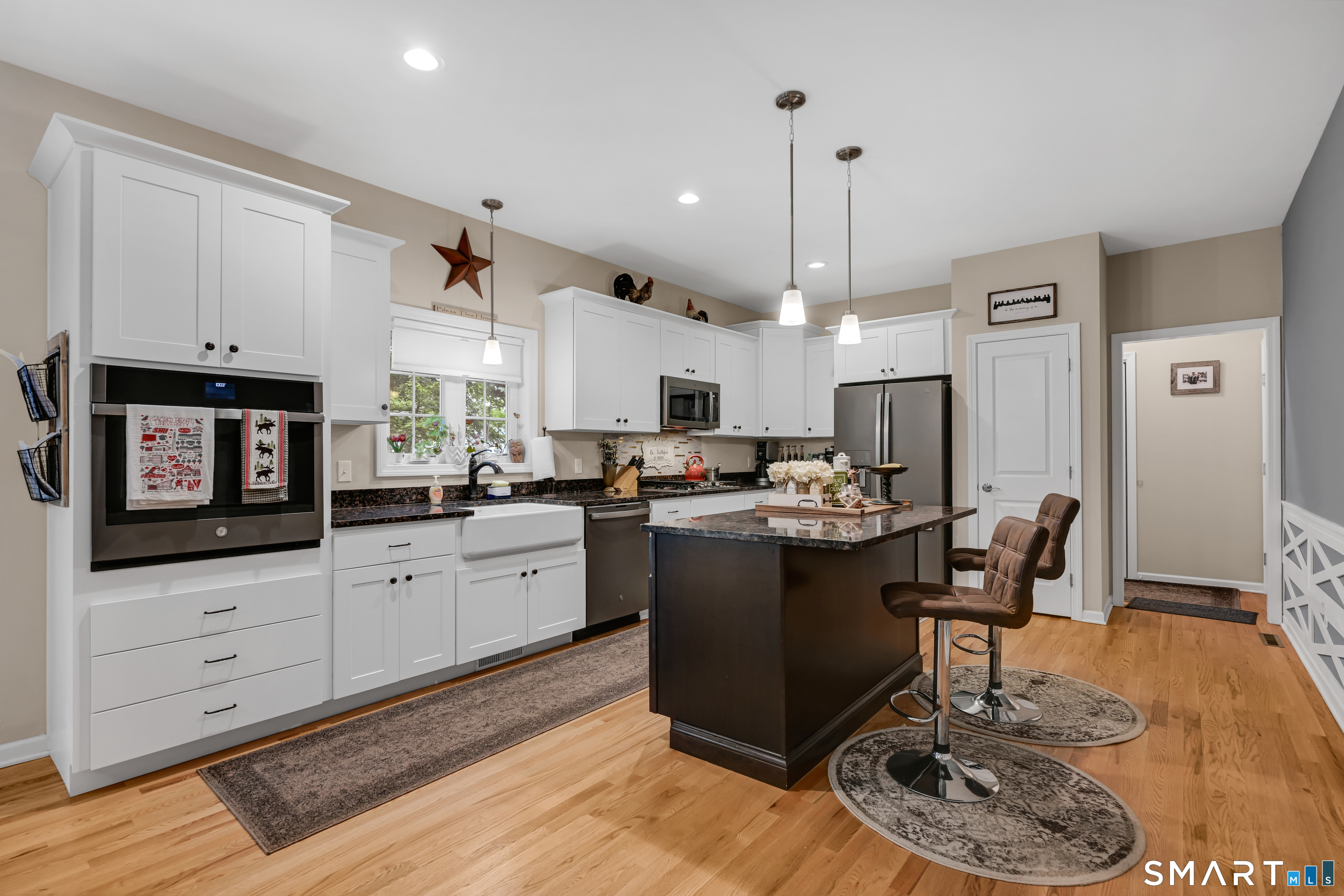 46 Old Oak Court Southington CT 06489