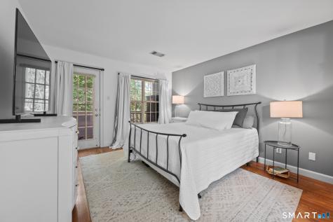 75 Redwood Drive East Haven CT 06513