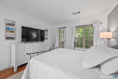 75 Redwood Drive East Haven CT 06513
