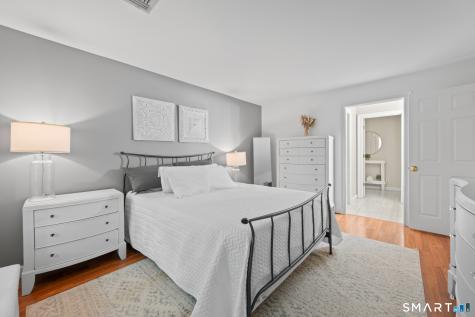 75 Redwood Drive East Haven CT 06513