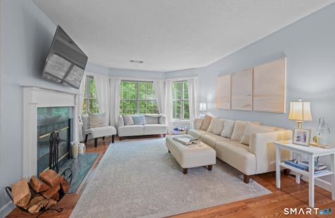 75 Redwood Drive East Haven CT 06513