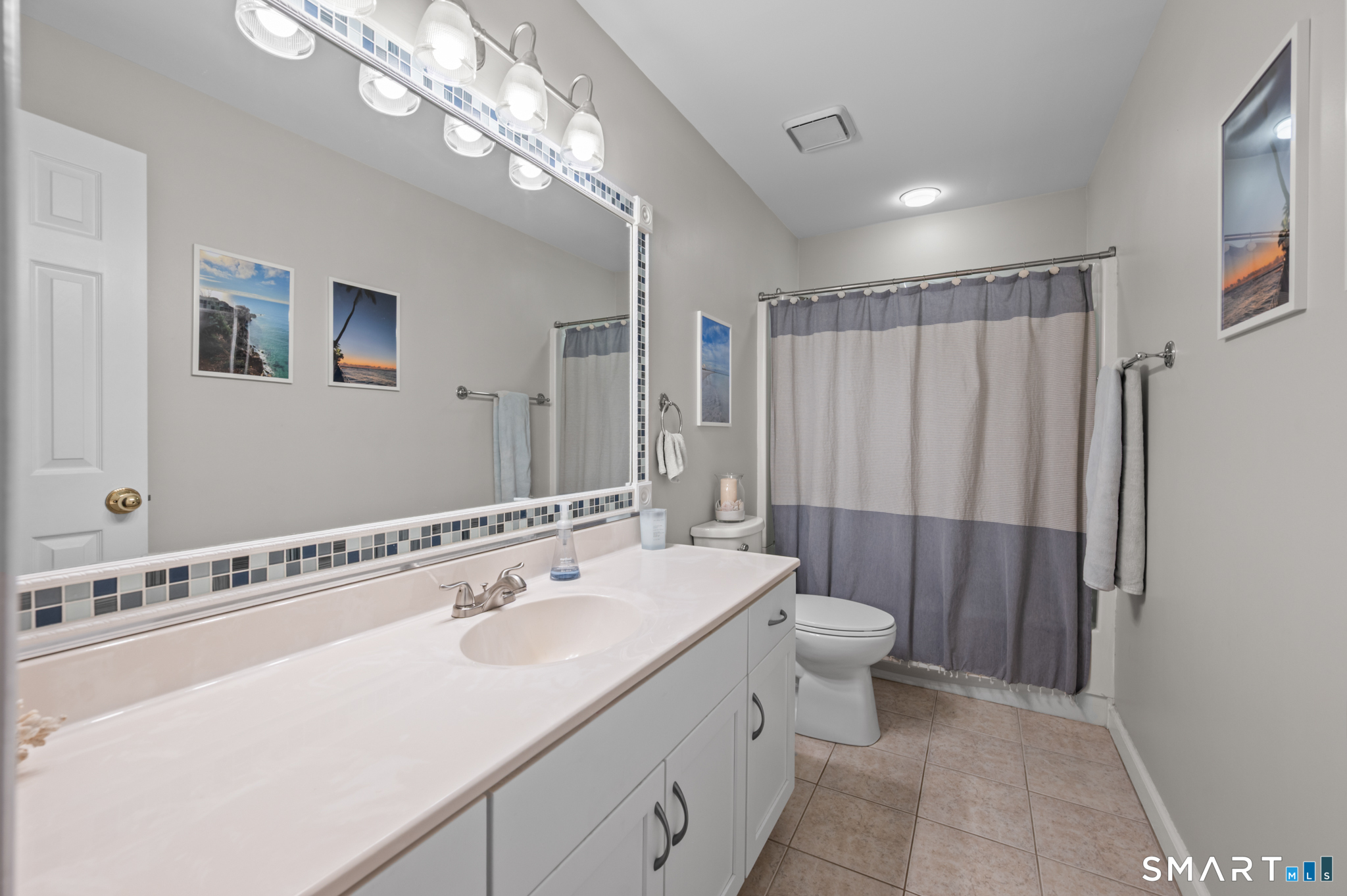 75 Redwood Drive East Haven CT 06513
