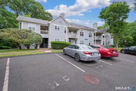 75 Redwood Drive East Haven CT 06513