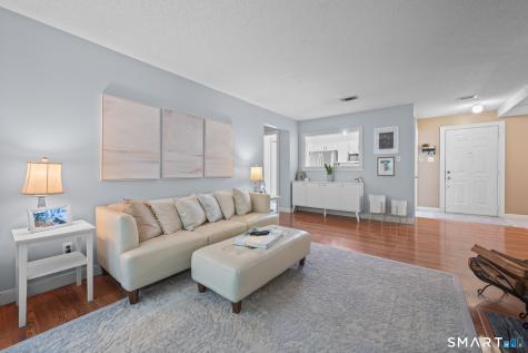 75 Redwood Drive East Haven CT 06513