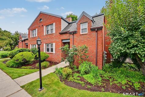 126 Roberton Crossing Fairfield CT 06825