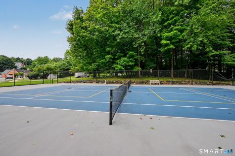 126 Roberton Crossing Fairfield CT 06825