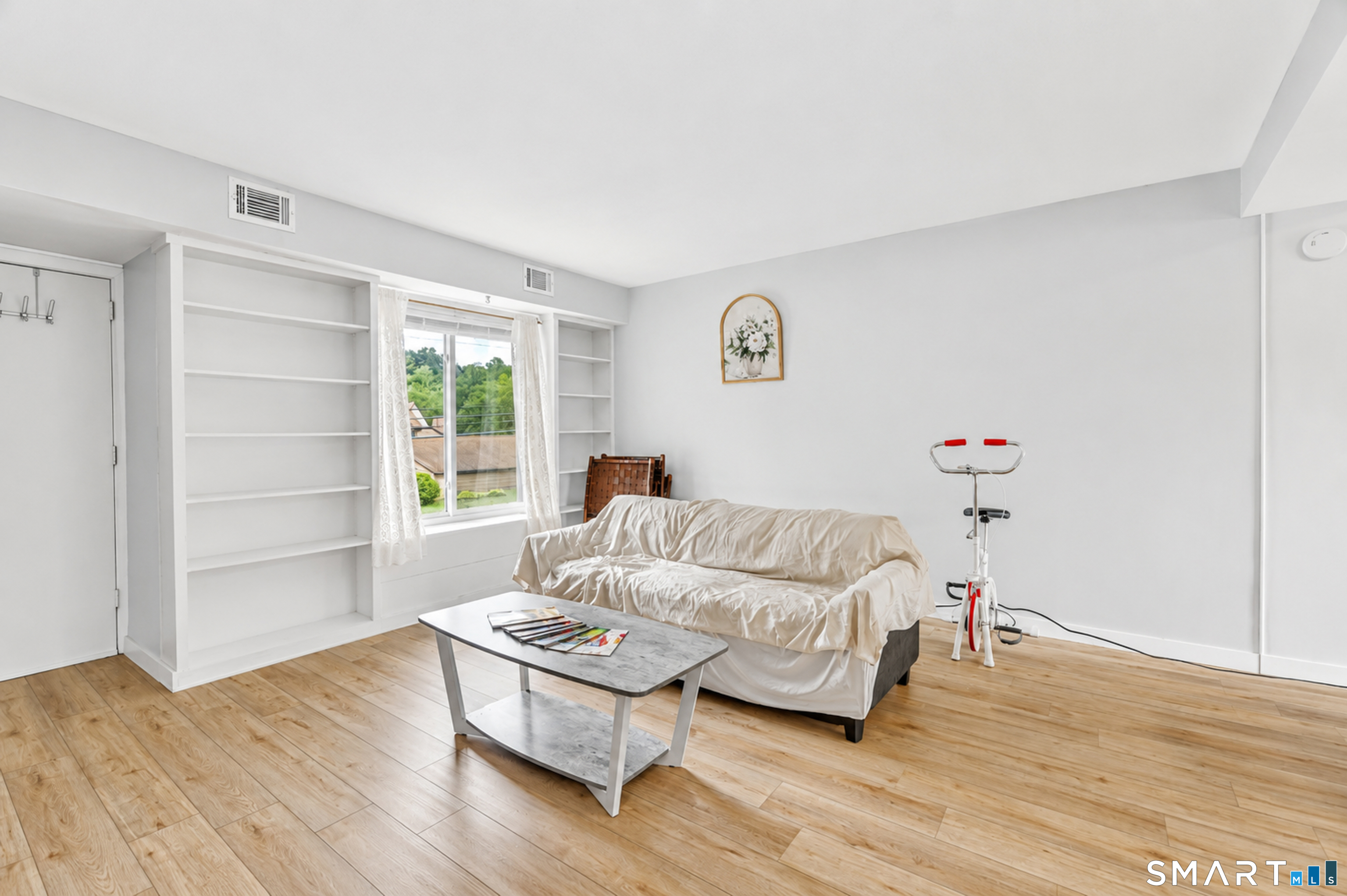 183 Thompson Street East Haven CT 06513